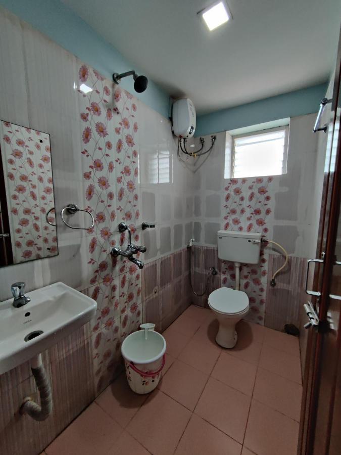 מלון בובנשוואר Sakuntala Residency מראה חיצוני תמונה